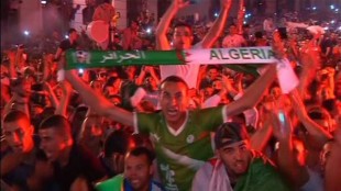 Tifosi dell'Algeri in festa