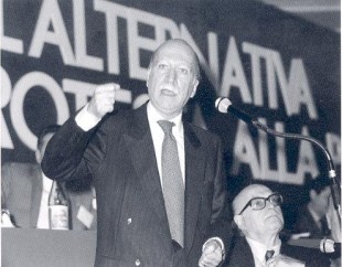 Giorgio Almirante, segretario del Msi