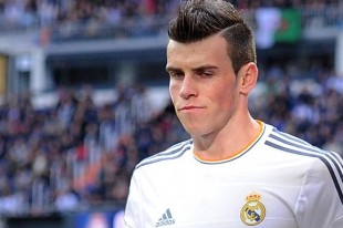 hi-res-465185545-gareth-bale-of-real-madrid-cf-looks-on-during-the-la_crop_north