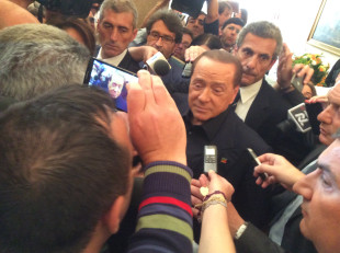 Berlusconi nel tour elettorale in Puglia nel maggio 2015