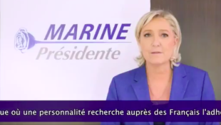 Marine Le Pen con il nuovo logo delle presidenziali