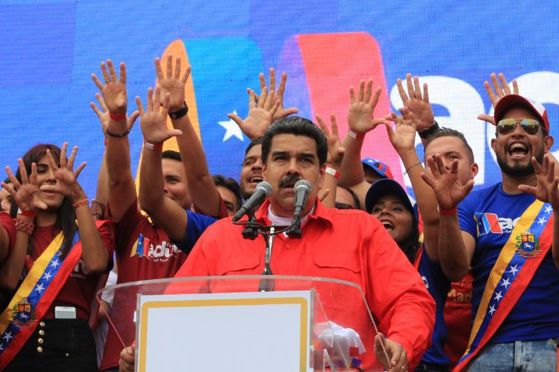 ¡Ay Sudamérica!  La oposición retrocede y Estados Unidos más cerca: feliz cumpleaños a Maduro